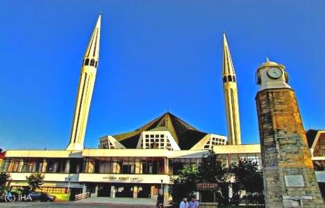 Akçakoca Merkez Camisi'ne asansör yapılıyor!