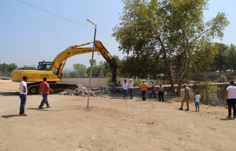 Çanakkale Avcılar Köprüsü yıkıldı!