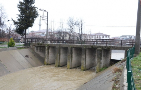 Düzce Karaca Deresi üzerine köprü inşa edilecek!