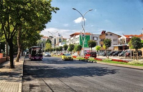 Adapazarı Adnan Menderes Caddesi dönüşüyor!