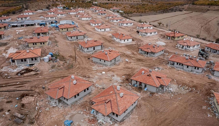 Malatya'daki 4 bin 225 afet konutu yıl sonuna kadar sahiplerine teslim edilecek!