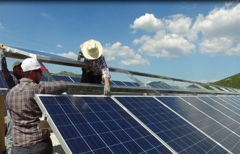 Konya Altınekin Güneş Enerjisi Santrali'nin yüzde 62'si tamam!
