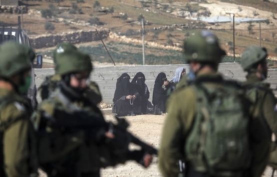 İsrail güçleri, Batı Şeria da Filistinlilere ait bir evi daha yıktı!