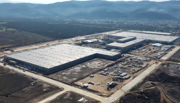 Türkiye nin milli arabası TOGG yeni yüzünü ilk kez gösterdi 