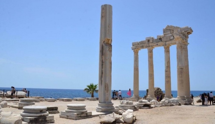Antalya'nın bilindik otellerindendi.... Side Turistik İşletmeleri'ne üç ay süreyle geçici mühlet verildi!