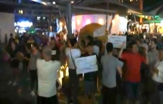 Yüksek aidat Başakşehir deki site sakinlerini sokağa döktü!