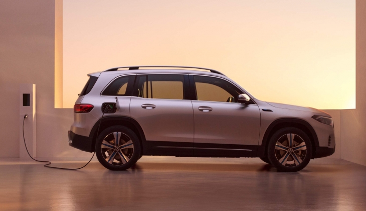 Mercedes-Benz’in elektrikli modeli EQB 350’den şok fiyat! İşte 27 Eylül 2022 fiyat listesi...