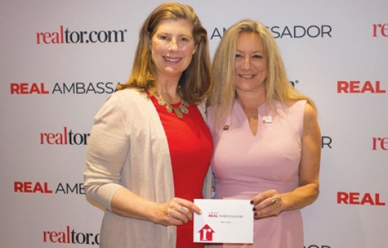 Emel Onur, Realtor'un emlak sektörü elçisi oldu!