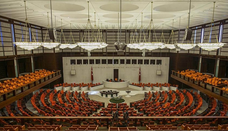 Noterlik Kanunu yasalaştı: El yazısıyla hazırlanan noterlik işlemleri bilişim sistemine kaydedilecek! 