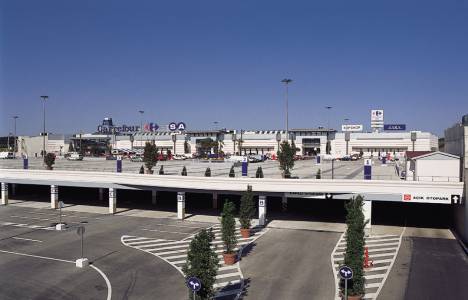 CarrefourSA'nın bahçesinde inşaat çalışmaları başladı!