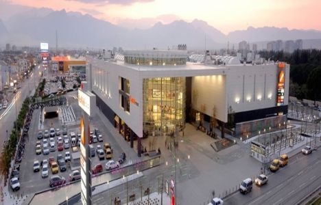 Özdilek Park Antalya yılbaşında açık mı? 