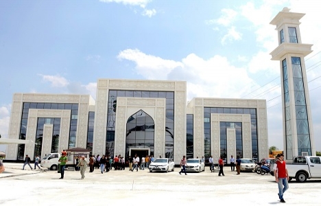 Konya Meram'da inşa edilen 800 kişilik cami açıldı!