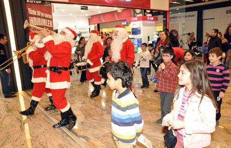 Taurus AVM'de çocuklara yeni yıl partisi düzenlendi!