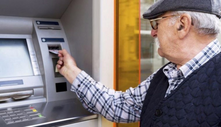 Milyonlarca emekliyi ilgilendiriyor! Bir mesajla Ramazan Bayramı ikramiyenizi kaybedebilirsiniz