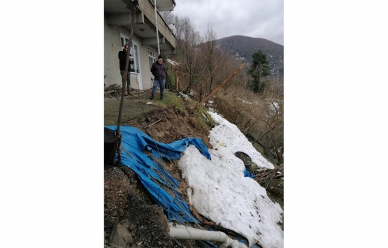 Zonguldak ta çatı hasarı ve toprak kayması sebebiyle 44 konut boşaltıldı!