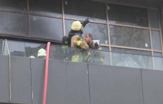 Fikirtepe de 25 katlı binanın inşaatında yangın!