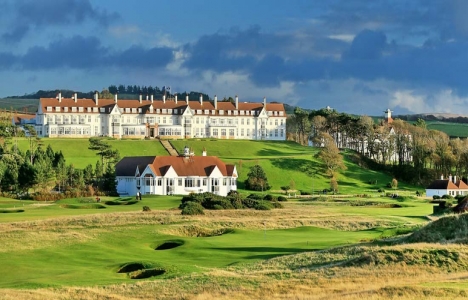 Donald Trump, Turnberry tesisini 24 Haziran'da açacak!