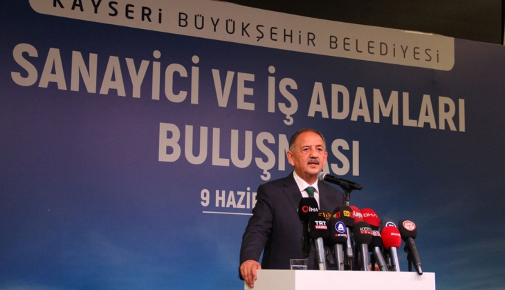 Deprem bölgesindeki 300 bin konut 1 sene içinde tamamlanacak! 