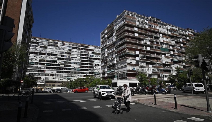 Barcelona da konut krizi! Turistlere ev kiralanması yasaklanacak...