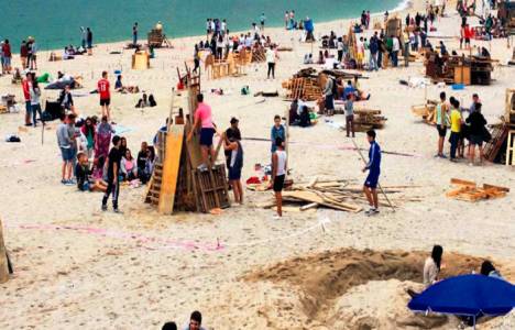 İspanya'nın Çoruna şehrini dünyanın en eski feneri aydınlatıyor!
