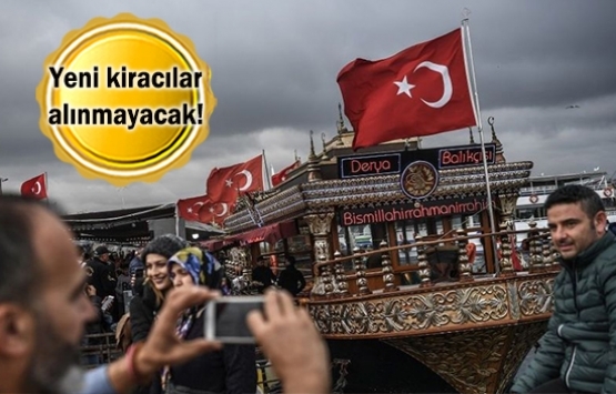 Eminönü’ndeki balık ekmek satan iş yerleri boşaltılacak!