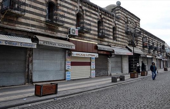 Kepenk kapatan esnaf sayısında büyük artış: AVM ve markalar poker oynuyor!