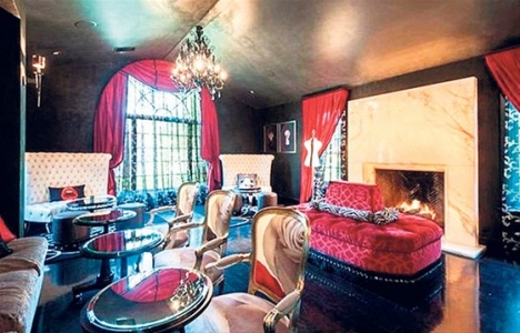 Angelina Jolie, Kaliforniya’da ev kiraladı!