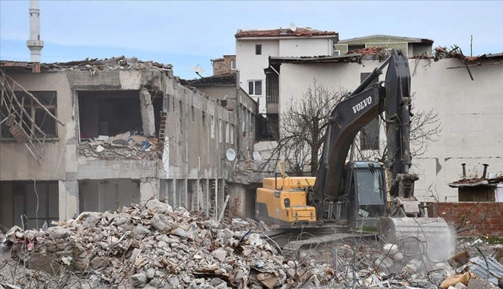 Deprem bölgesindeki 11 ilde ortofoto haritaları devrede: Sınırları değişen mülkiyetlerin yeri belirleniyor!