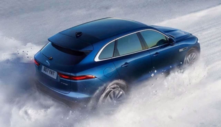 Jaguar F-Pace e 689 bin TL zam geldi! 24 Ağustos 2023 fiyat listesi...