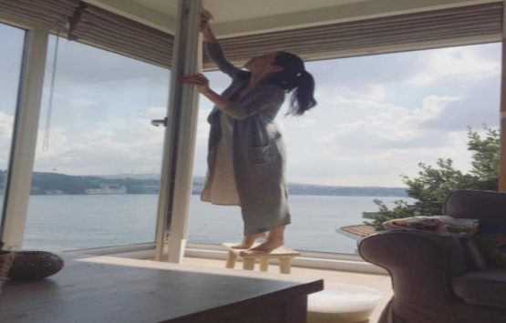 Cemre Kemer in boğaz manzaralı muhteşem evi!