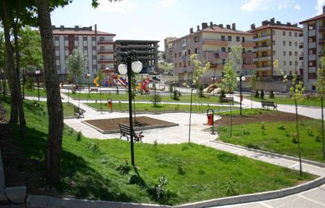 Pursaklar'da satılık 6 konut 1 depolu dükkan! 2 milyon 372 bin 881 lira!