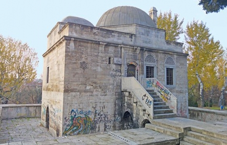 Bahçelievler Siyavuşpaşa Kasrı için restorasyon talebi!