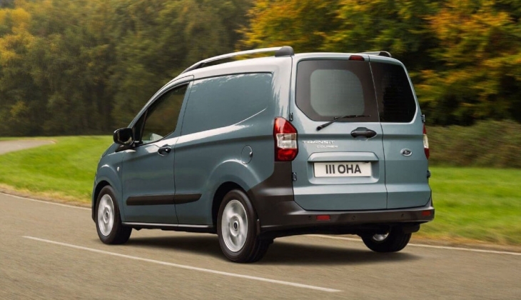 Bütçe dostu Ford Tourneo ve Transit Courier Nisan ayı fiyatları ne kadar oldu! İşte 03 Nisan 2023 fiyat listesi