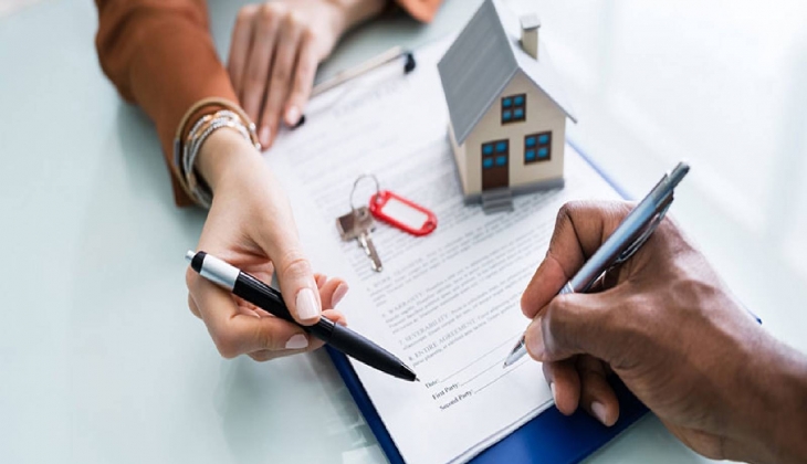 Ev sahipler ile kiracılar arasında tahliye taahhütnamesi krizi... 