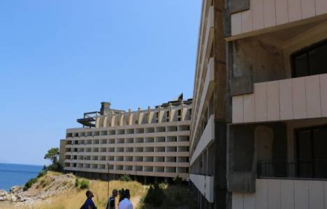 Marmaris'te 5 yıldızlı otelin inşaatı tatbikat alanı olarak kullanılıyor! 