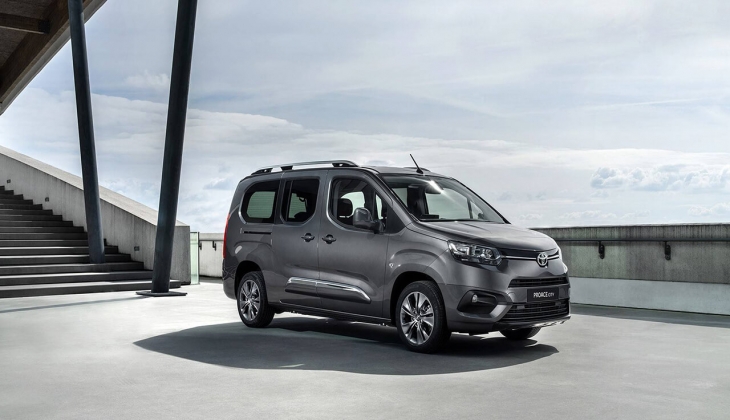 Toyota Proace City fiyatı kaç TL? işte Toyota Proace City 15 Temmuz 2022 fiyat listesi!