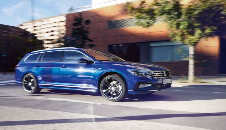 Volkswagen Passat Variant Temmuz fiyatları kaç lira oldu? Passat Variant zamlandı mı? 18 Temmuz 2022 fiyat listesi...
