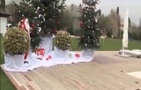 Cristiano Ronaldo evinin kapılarını kameralara açtı!