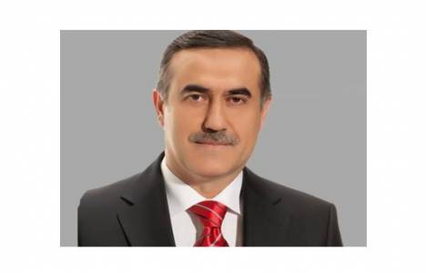 İhsan Özkes kimdir?