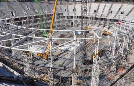 Vodafone Arena'nın çatı iskeleti için çalışmalar başladı!