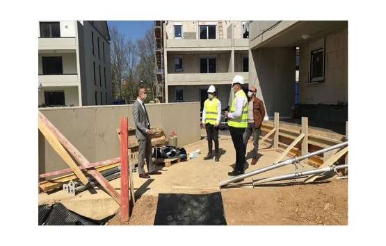 Almanya'da çalışan Türk inşaat işçilerinden Milli Dayanışma Kampanyası'na destek!