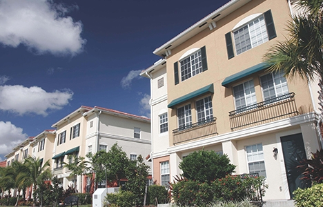 Kale Boya binalara canlılık katıyor!