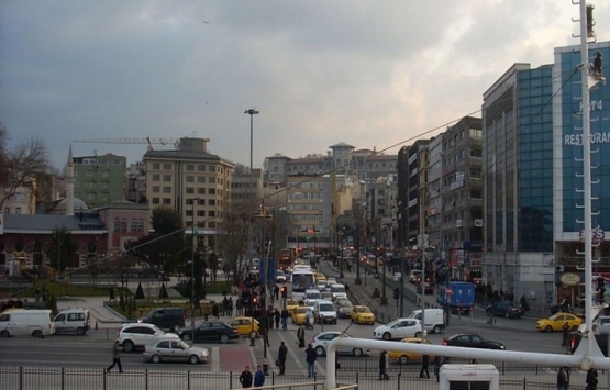 Fatih'te 30 milyon TL'ye icradan satılık bina!