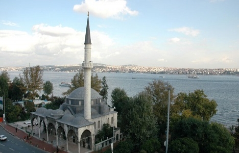 Beyoğlu'ndaki Molla Çelebi Camisi açıldı!