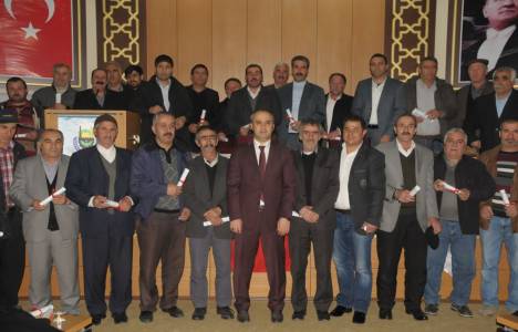 İnegöl Belediyesi, Huzur Mahallesi'nde 75 kişiye tapu verdi!