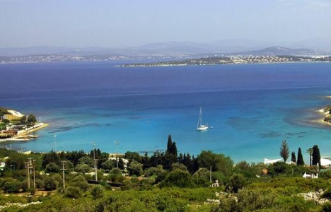 Çeşme'de 2.3 milyon TL'ye satılık 3 arsa!