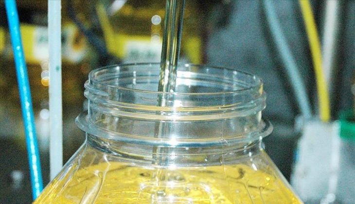 İndirim yansıdı: Ayçiçek yağı fiyatları dibe vurdu! Markete giden 3’er 5’er alıp götürüyor!