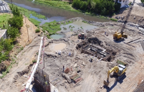 Kahramanmaraş Aksu Köprüsü'nde çalışmalar tam gaz!