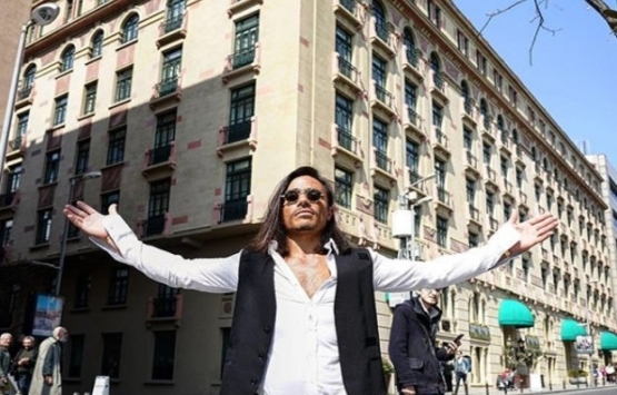 Nusret'ten Park Hyatt otelinin önünde ilk poz!