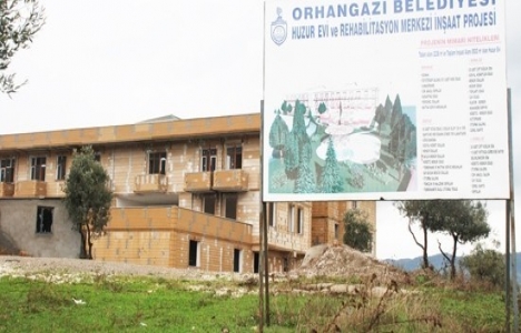 Bursa Orhangazi'deki huzurevi öğrenci yurdu oluyor!